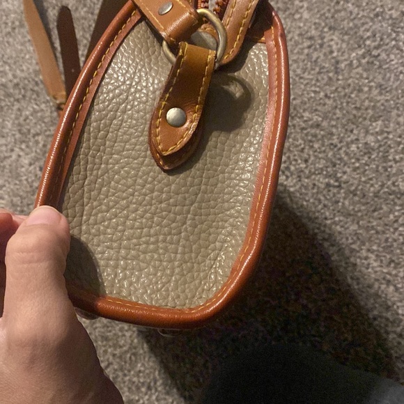 Dooney and Bourke Vintage Leather Purse - Picture 6 of 11
